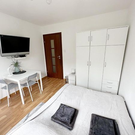 Anielewicza 26 Rooms Varsovia Exterior foto